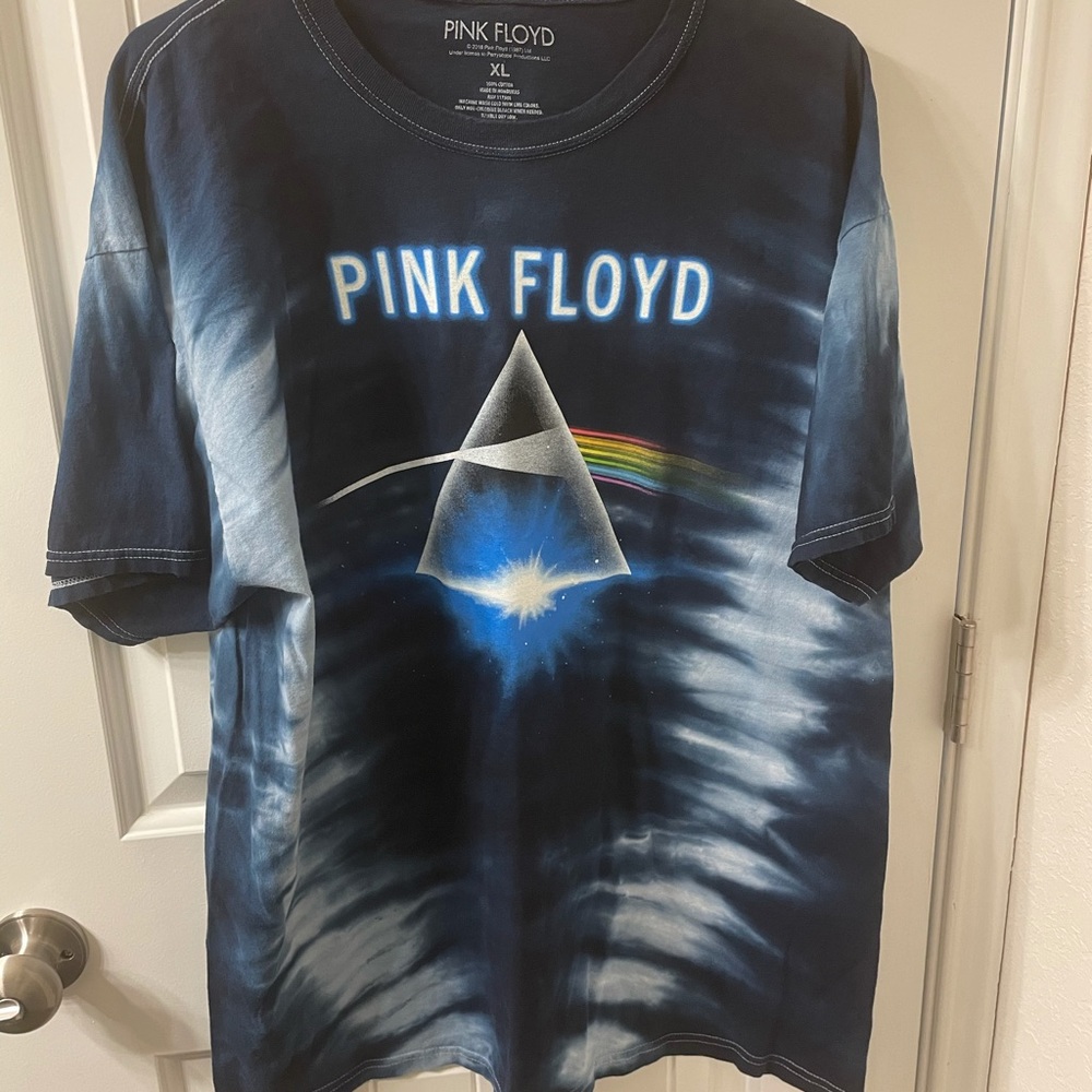 Men’s T-shirt